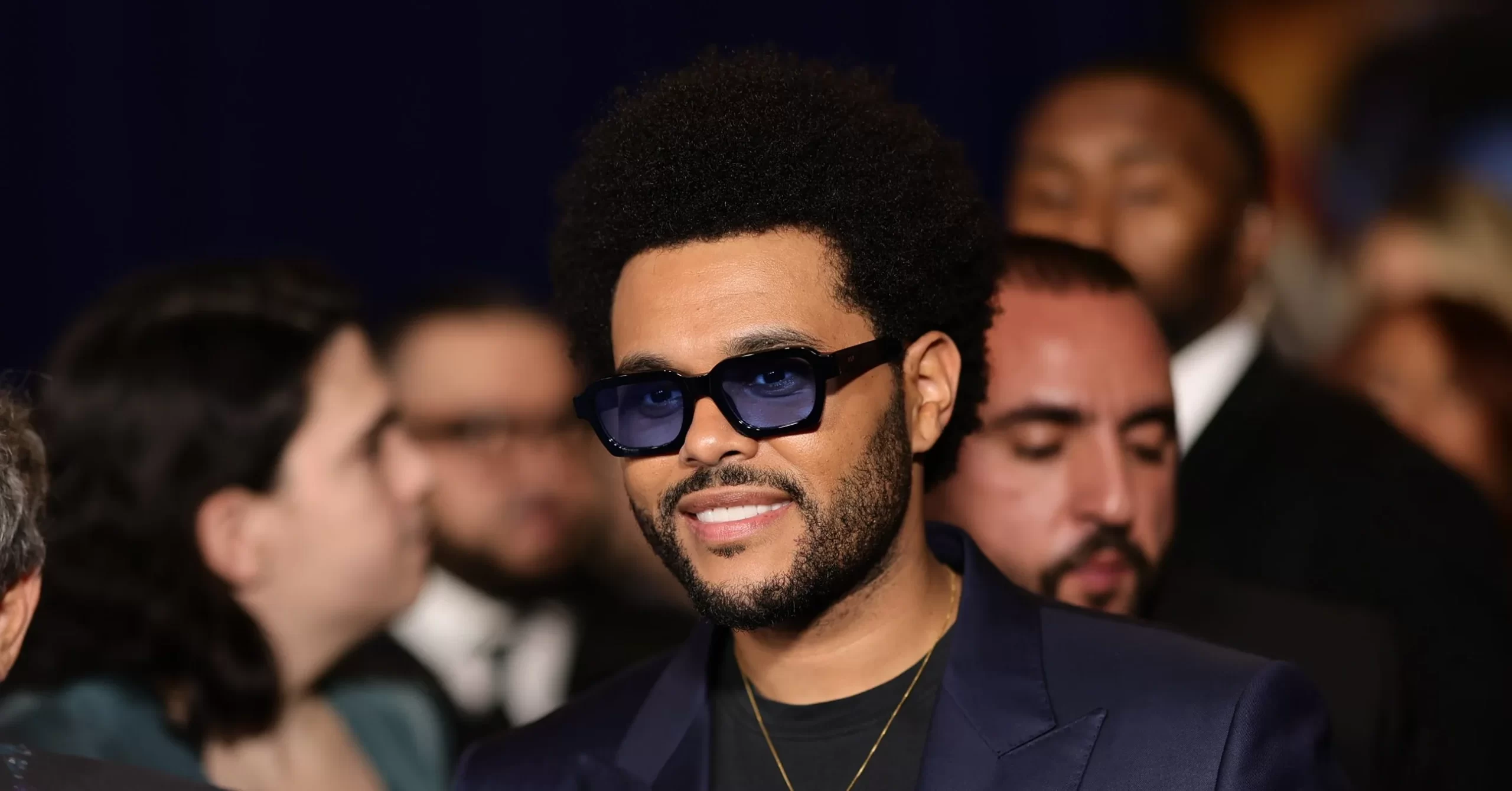 The Weeknd is no more. The Canadian singer has reverted to his birth name on social media – Nice FM 104.3